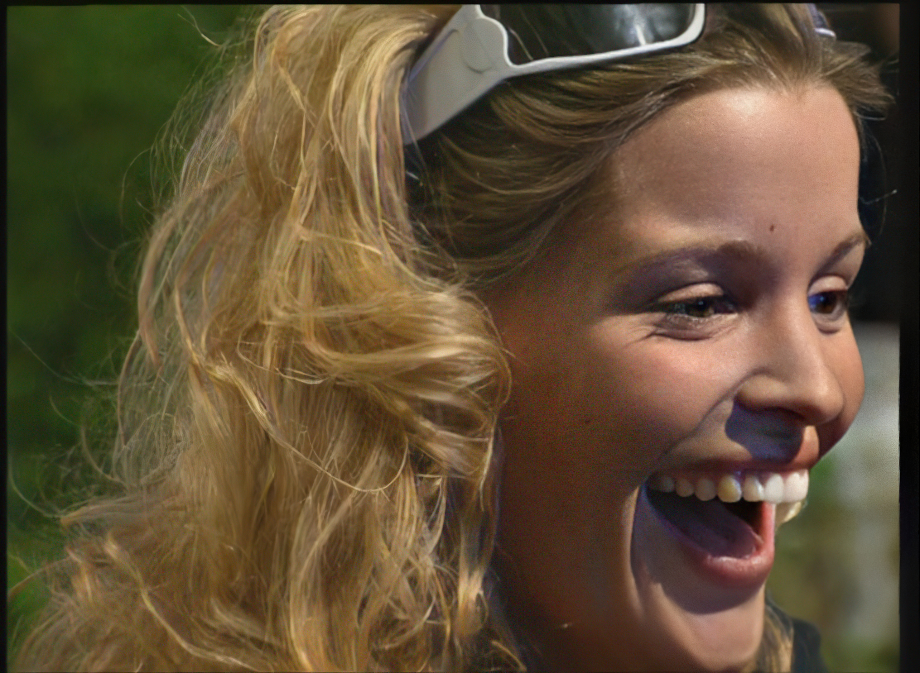 TESTCelebSkiing.jpg