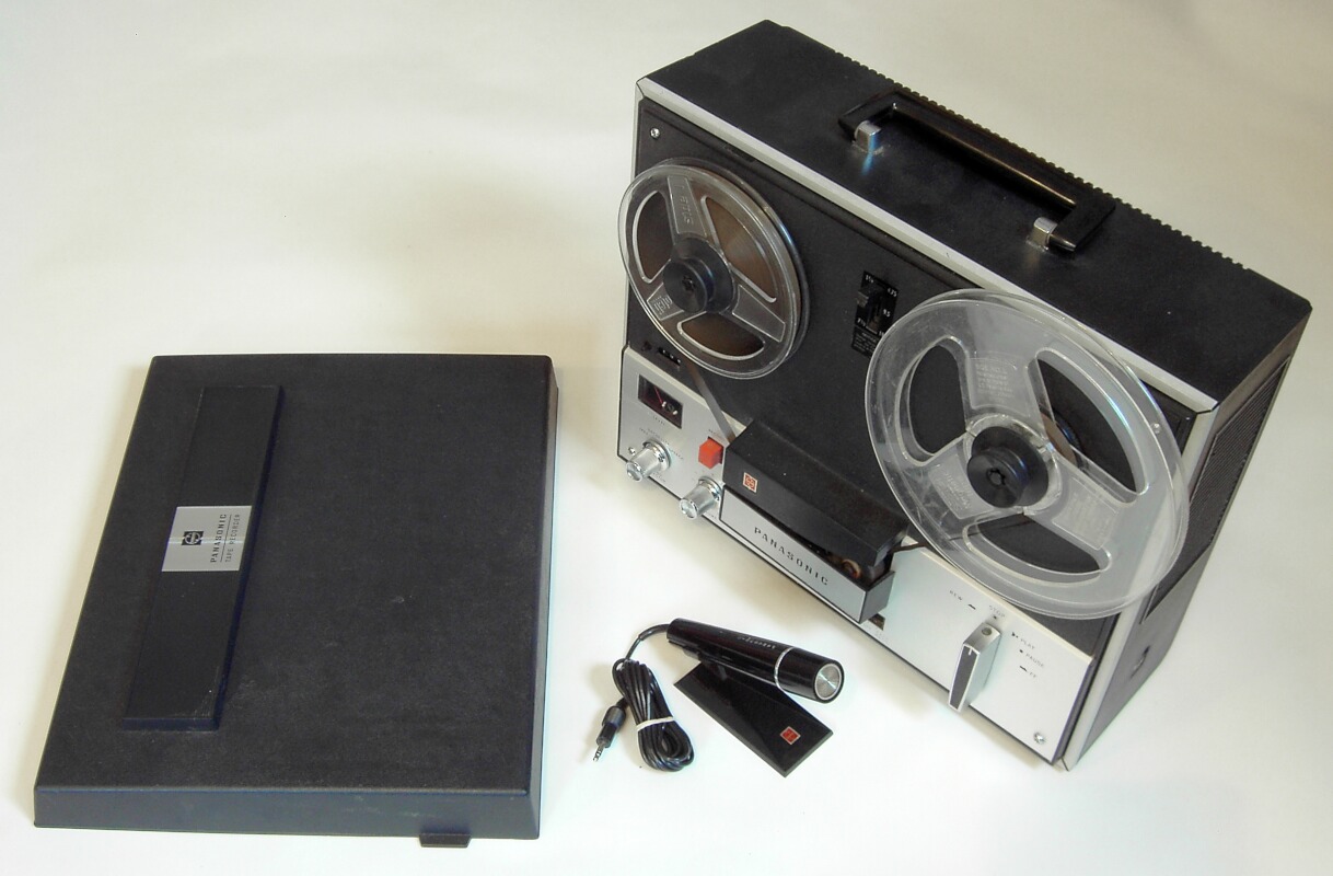 An original Panasonic Solid State RQ-706S reel to reel tape recorder.